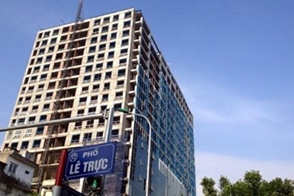Thủ tướng tiếp tục yêu cầu Hà Nội xử lý dứt điểm công trình 8B Lê Trực Việc xử lý công trình 8B Lê Trực hết sức chậm trễ dù Thủ tướng đã nhiều lần chỉ đạo