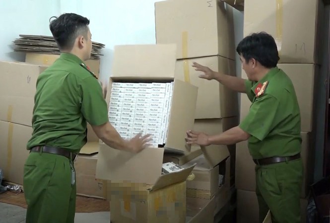 Giám đốc công ty tân dược cầm đầu đường dây sản xuất thuốc giả Giám đốc công ty tân dược cầm đầu đường dây sản xuất thuốc giả