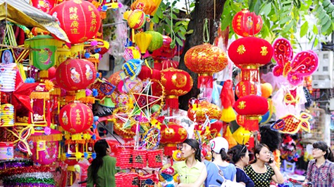 Hà Nội: Lô đồ chơi trung thu nhập lậu tại phố Hàng Mã Phố Hàng Mã