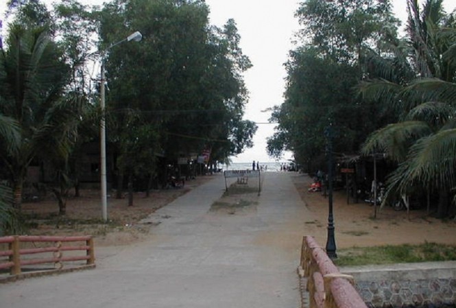 Hà Tĩnh: Đột kích, phá tụ điểm mại dâm trá hình Đường vào biển Xuân Thành, huyện Nghi Xuân, Hà Tĩnh nơi công an vừa phá ổ mại dâm