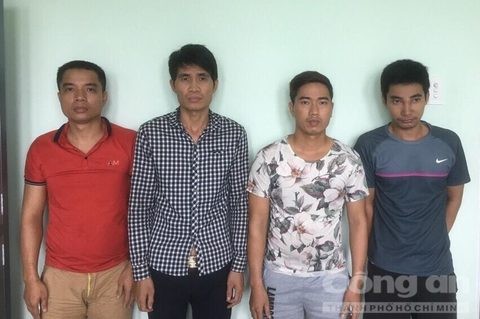 Đem dây chuyền vàng đi lừa hàng loạt tiệm cầm đồ Đem dây chuyền vàng đi lừa hàng loạt tiệm cầm đồ