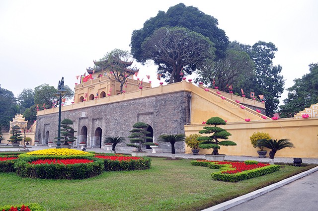 Hoàng Thành Thăng Long khác lạ trong “màu áo mới” Công việc làm mới Hoàng Thành Thăng Long được bắt đầu từ tháng 12/2016