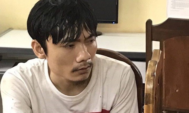 Đưa kẻ giết bố, chém mẹ và anh đi giám định tâm thần Đối tượng Phạm Anh Quyền