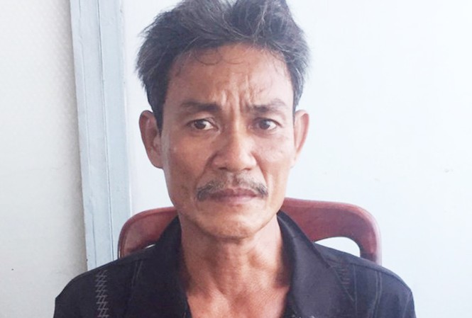 Đâm chết nhân tình của vợ ngay trên giường Ông Lê Ngọc Sơn đang bị tạm giữ tại cơ quan công an.