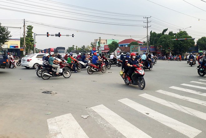 Vi phạm giao thông còn lao vào tấn công Cảnh sát Giao lộ xảy ra vụ việc