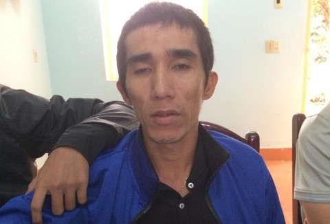 Bắt kẻ đâm thủng cổ đối thủ trong quán cà phê Phùng Nguyễn Trọng Thụy tại trụ sở Công an