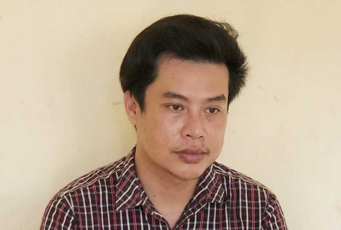 'Tú ông' lên mạng mời chào khách tới mua dâm Phan Hoàng Hân. Ảnh: Công an cung cấp
