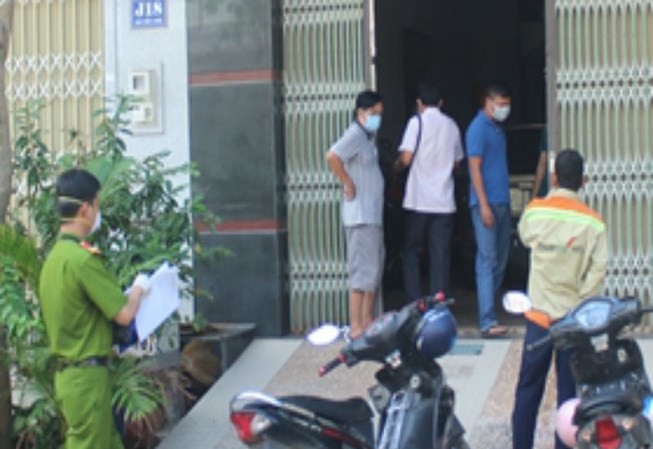 Thi thể cựu hiệu trưởng trường THPT đang phân hủy tại nhà riêng Căn nhà phát hiện thi thể ông H