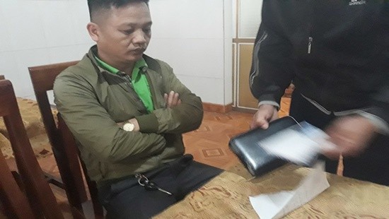 Xưng danh phóng viên tống tiền doanh nghiệp Nguyễn Huy Hoàng tại cơ quan Công an