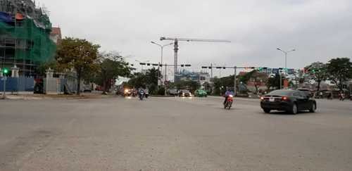 Công an Hải Phòng nổ súng chặn cuộc loạn đả của 30 côn đồ Ngã tư Lê Hồng Phong thuộc quận Hải An (Hải Phòng)