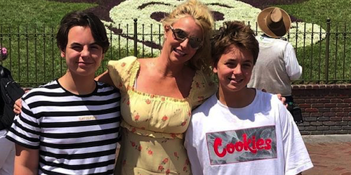 Britney Spears không được gặp con Britney Spears không được gặp con