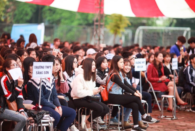 Chưa nhập học đã 'có việc làm' Học sinh các trường tại Vĩnh Phúc và các tỉnh lân cận tham gia ngày hội