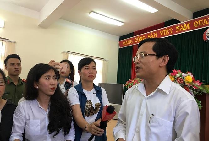 Bộ GD&ĐT: Công bố gian lận thi là quyền của cơ quan điều tra Ông Mai Văn Trinh, Cục trưởng Cục Quản lý chất lượng (Bộ GD&ĐT) trả lời báo chí.