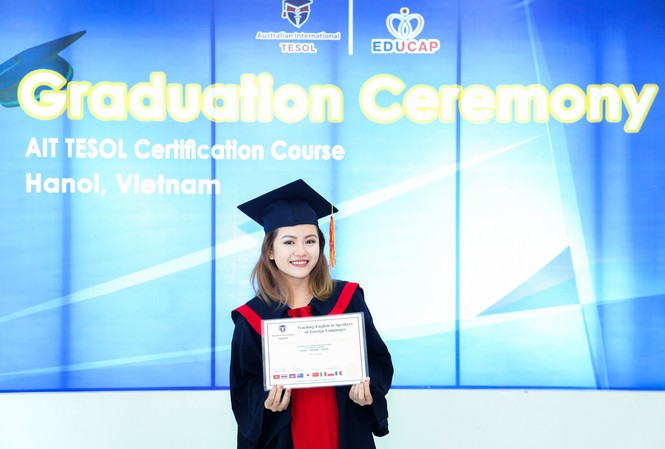 Tiết lộ bất ngờ về dự án khởi nghiệp 'kỳ cục' của nữ sinh Thái Nguyên Gin Anh nhận chứng chỉ TESOL