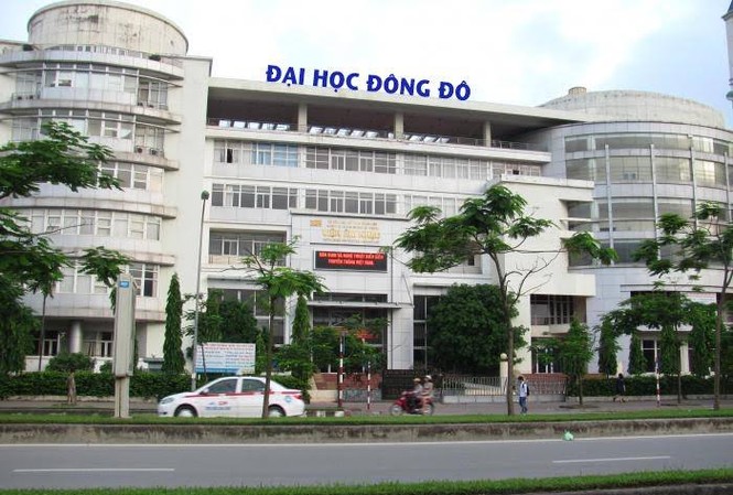 Kẽ hở nào của Bộ Giáo dục khiến ĐH Đông Đô 'nhởn nhơ' đào tạo văn bằng hai? Bộ GD&ĐT từng xác nhận chỉ tiêu đào tạo văn bằng 2 của trường ĐH Đông Đô.