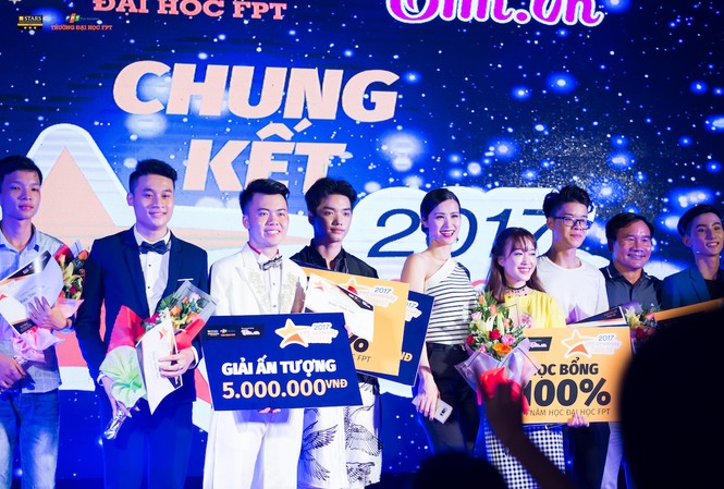Học bổng 3 tỷ đồng dành cho học sinh phổ thông Học bổng 3 tỷ đồng dành cho học sinh phổ thông
