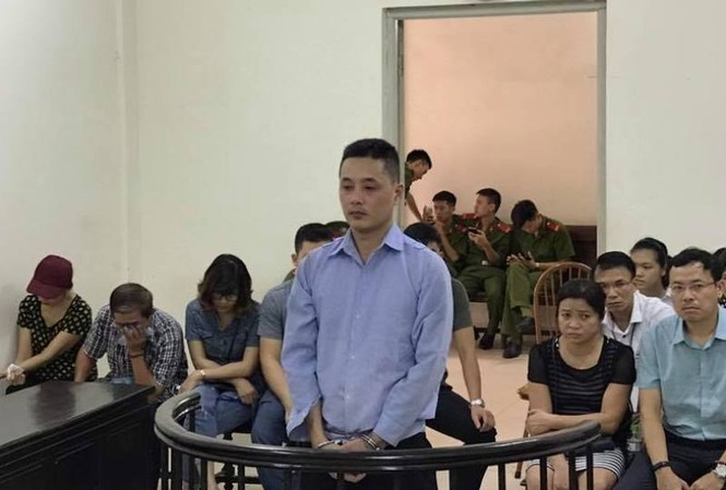 Bị phát hiện, kẻ trộm rút dao đâm chết tân sinh viên Bị phát hiện, kẻ trộm rút dao đâm chết tân sinh viên