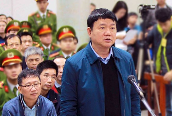 Ông Đinh La Thăng và một loạt đồng phạm kháng cáo Ông Đinh La Thăng tại phiên tòa sơ thẩm.
