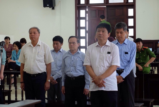 Xét xử phúc thẩm ông Đinh La Thăng trong vụ thất thoát 800 tỷ đồng Bị cáo Đinh La Thăng tại tòa