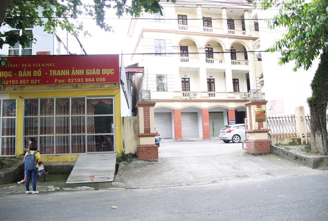 Người nâng điểm thi ở Hà Giang vẫn đi làm bình thường Sở GD&ĐT tỉnh Hà Giang.
