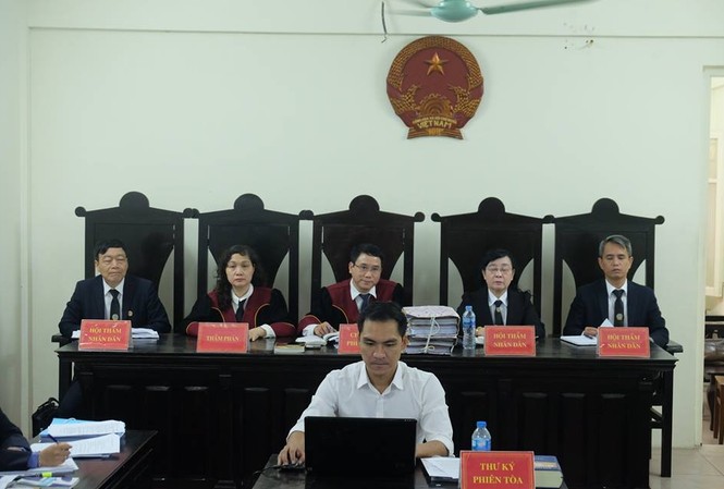 Lãnh đạo Vietsovpetro chỉ 'thành khẩn khai báo' sau khi bị bắt Hội đồng xét xử vụ án.
