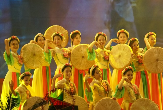 Lễ hội trăng rằm Bắc Ninh thắp sáng ước mơ trẻ thơ Lễ hội trăng rằm Bắc Ninh thắp sáng ước mơ trẻ thơ