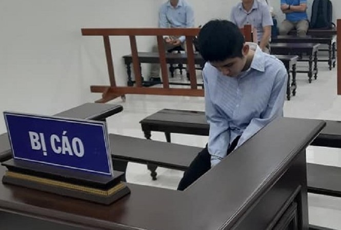 Tử hình nam thanh niên cướp, giết lái xe taxi ở bến Mỹ Đình Bị cáo Nguyễn Cảnh An tại tòa.
