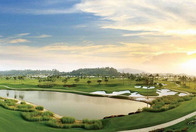 Nhiều sân tập golf quanh Hà Nội đóng cửa vì COVID - 19 Ảnh minh họa.