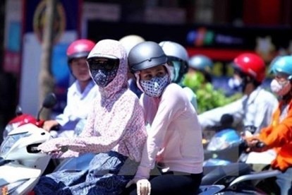 Hà Nội nắng gay gắt trong ba ngày tới Phải chờ đến đêm thứ Ba, người dân Hà Nội mới đón mưa vàng giải nhiệt. Ảnh minh họa.