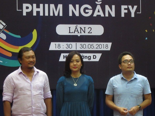 Hồng Ánh, Phan Gia Nhật Linh và Phan Đăng Di tham gia “Cứu con mèo“ Hồng Ánh, Phan Gia Nhật Linh và Phan Đăng Di tham gia “Cứu con mèo“