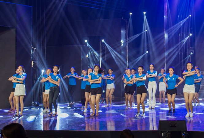 Mr Đàm đảm nhận 2 vai tại đêm chung khảo Miss World Việt Nam tối nay Mr Đàm đảm nhận 2 vai tại đêm chung khảo Miss World Việt Nam tối nay