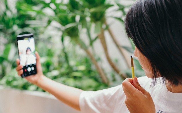 Thế hệ teen tại Việt Nam seflie gấp 30 lần so với đàn ông thành đạt Thế hệ teen tại Việt Nam seflie gấp 30 lần so với đàn ông thành đạt