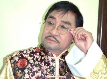'Đệ nhất kép độc' Nam Hùng - Thầy Đề của 'Nghêu Sò Ốc Hến' qua đời ở tuổi 83 'Đệ nhất kép độc' Nam Hùng - Thầy Đề của 'Nghêu Sò Ốc Hến' qua đời ở tuổi 83