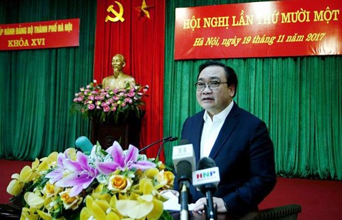 Bí thư Hà Nội yêu cầu xử lý cứng rắn với chung cư vi phạm Bí thư Hà Nội yêu cầu xử lý cứng rắn với chung cư vi phạm