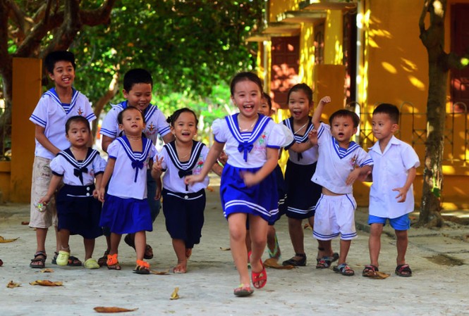 Triển lãm ảnh 'Sức sống Trường Sa' Quê em ở Trường Sa. Ảnh: Nguyễn Việt Hùng