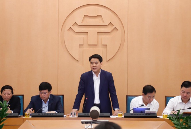 Chủ tịch Hà Nội: Đã có 2 bệnh nhân âm tính chuyển thành dương tính Covid-19 Chủ tịch UBND thành phố Hà Nội Nguyễn Đức Chung