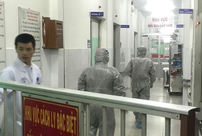 Thông tin mới 2 người Trung Quốc nhiễm virus corona đang bị cách ly ở TPHCM Bệnh viện Chợ Rẫy đang theo dõi và điều trị 2 bệnh nhân người Trung QUốc dương tính với virus corona