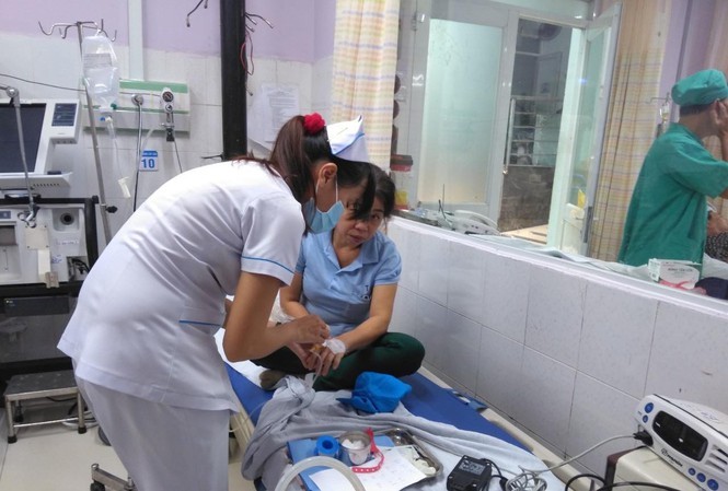Những vụ ngộ độc thực phẩm tập thể 'cấp cứu cả loạt' ở phía Nam Những vụ ngộ độc thực phẩm tập thể 'cấp cứu cả loạt' ở phía Nam