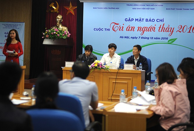 Phát động cuộc thi 'Tri ân người thầy' Phát động cuộc thi 'Tri ân người thầy'