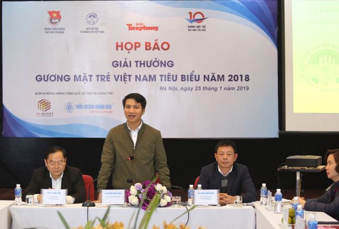 Bắt đầu bình chọn đề cử Gương mặt trẻ Việt Nam tiêu biểu năm 2018 Bí thư T.Ư Đoàn, Chủ tịch Hội đồng Đội Trung ư ơng Nguyễn Ngọc Lương phát biểu tại chương trình. Ảnh: Như Ý