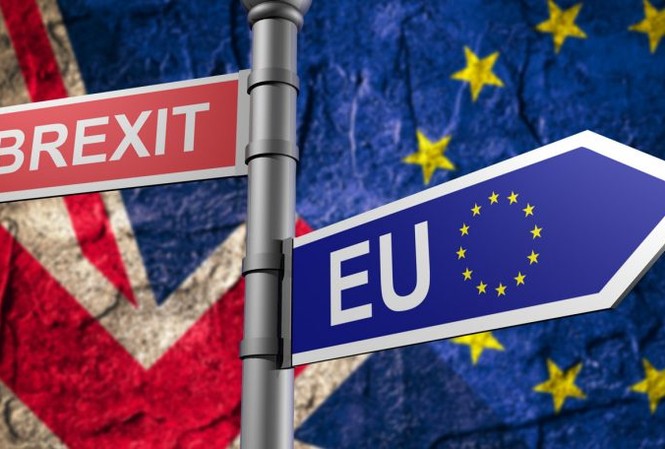 Dân Anh muốn bỏ phiếu về việc ở lại EU Dân Anh muốn bỏ phiếu về việc ở lại EU