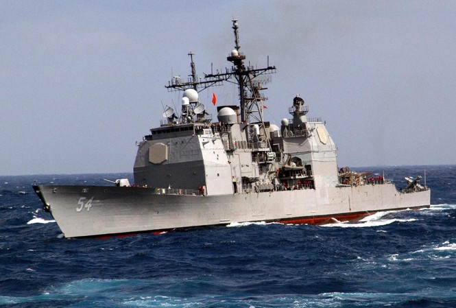 Trung Quốc điều máy bay do thám không người lái 'canh me' tàu chiến Mỹ Tàu USS Antietam