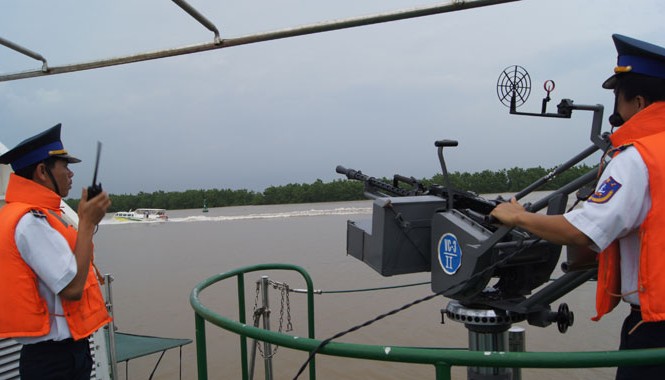 Tư lệnh Cảnh sát biển: Cương quyết ngăn việc đặt trái phép giàn khoan Cảnh sát biển Việt Nam luôn sẵn sàng thực hiện các nhiệm vụ được giao