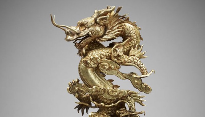 Rồng Việt tại bảo tàng Pháp Tượng rồng vàng nguyên khối năm
Thiệu Trị 2 1842, một trong số cổ vật trưng bày tại Pháp dịp này