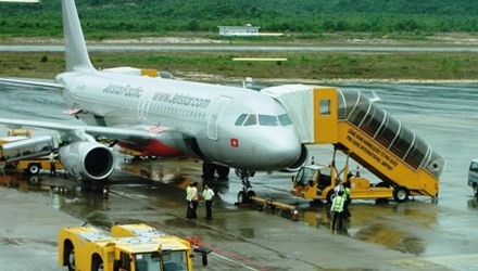 Đình chỉ kiểm soát không lưu liên quan sự cố máy bay Jetstar Máy bay của hãng hàng không Jestar Pacific. (Ảnh: Việt Hùng/Vietnam+)