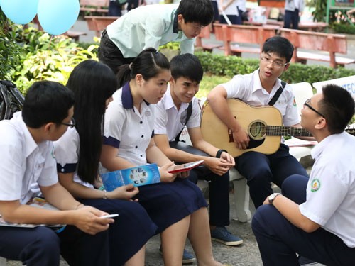 Giảm áp lực trước ngày thi Khoảng thời gian thư giãn của học sinh Trường THPT Nguyễn Khuyến (TP.HCM) trước ngày thi tốt nghiệp THPT - Ảnh: Đào Ngọc Thạch