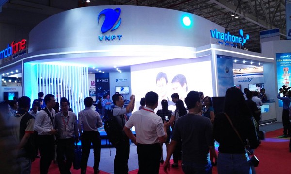 Chính thức điều chuyển MobiFone về Bộ TT&TT MobiFone chính thức được tách ra khỏi VNPT.