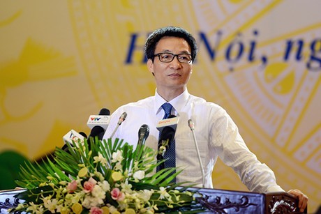 Báo chí là vũ khí sắc bén “phò chính, trừ tà” Phó Thủ tướng Vũ Đức Đam: Bác Hồ đã nói báo chí cũng là vũ khí sắc bén để “phò chính, trừ tà”. Ảnh: VGP/Quang Hiếu