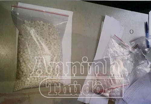 Bắt giữ “nữ quái” đang mua bán 5.000 viên ma túy tổng hợp 5.000 viên ma túy tổng hợp bị thu giữ