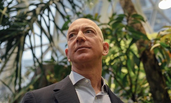Ông chủ Amazon “bỏ túi” hơn 30 tỷ USD từ đầu năm Tỷ phú Jeff Bezos - Ảnh: Forbes.